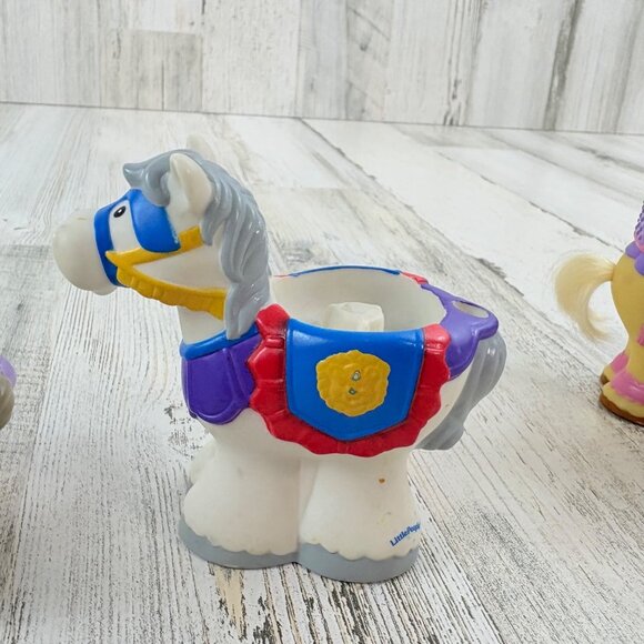 Fisher Price Little People Lot of 3 Royal Horses Prince Princess Castle Kingdom - Picture 10 of 16